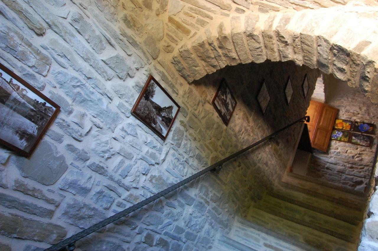 Appartamenti Cenni - Relais Su Lago Varsi Luaran gambar